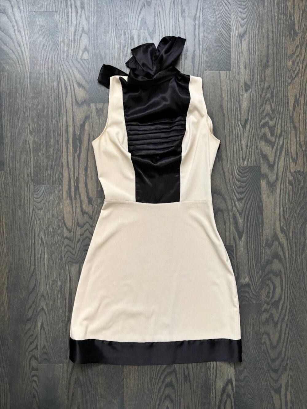 Black & Cream Satin/silk Halter Mini Dress XS/S - Picture 2 of 8